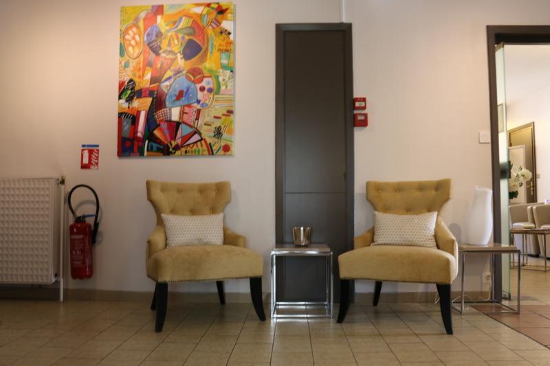 The Originals City, Hotel Dau Ly, Lyon Est Bron Esterno foto